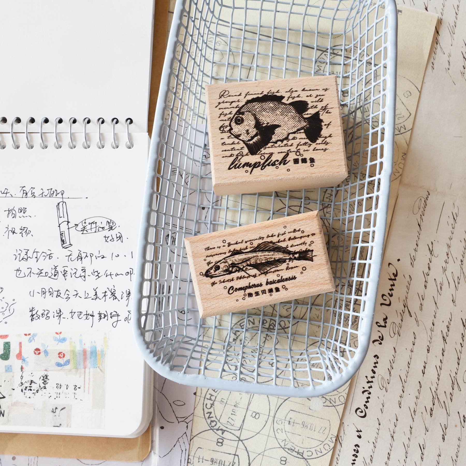 Two Raccoons Vintage Little Ca - Rubber Date Stamp recension och pris