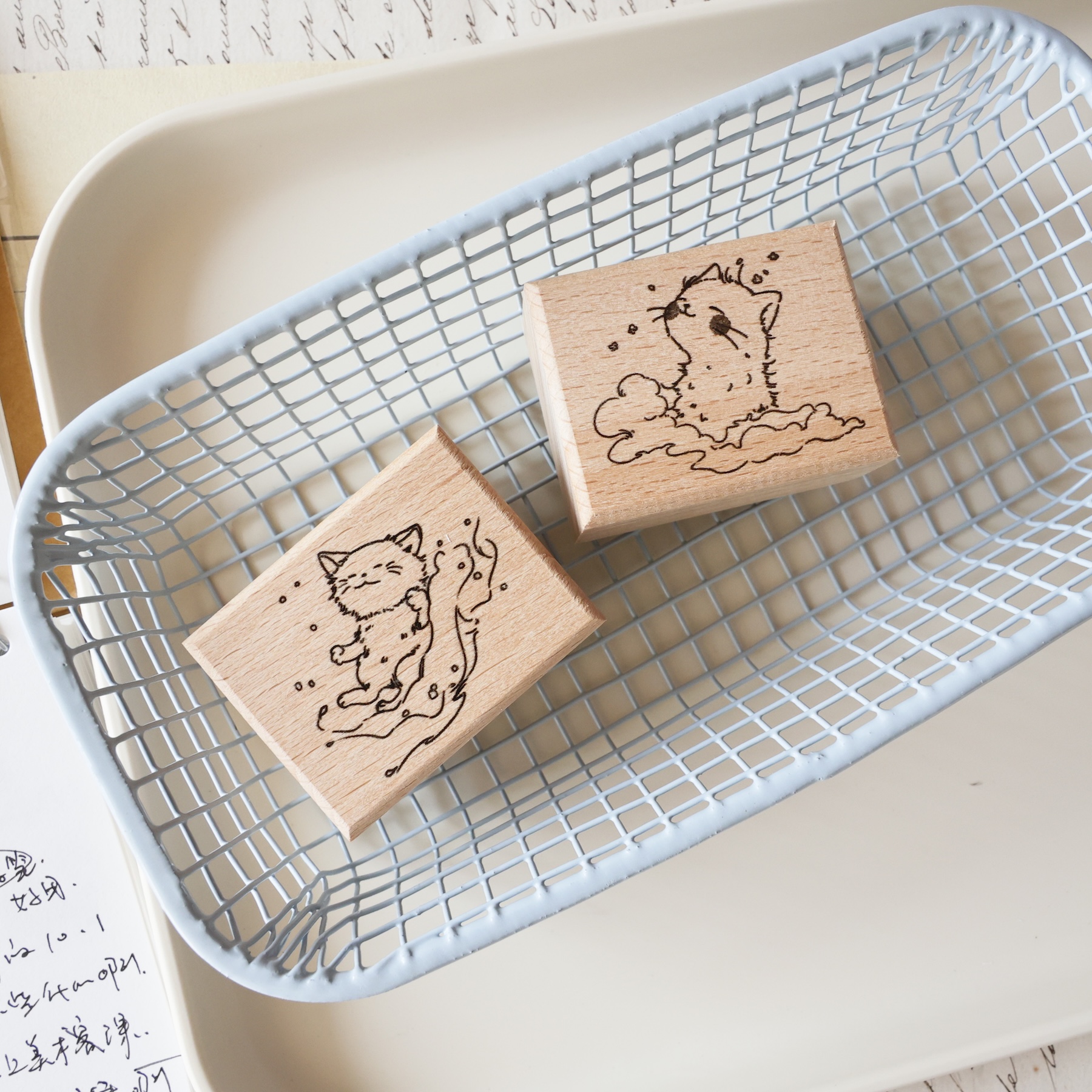 Two Raccoons Vintage Little Ca - Rubber Date Stamp recension och pris